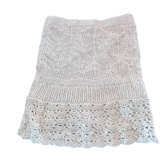 Hollister White Crochet Knit Mini Skirt Size Small Boho - Picture 3 of 4
